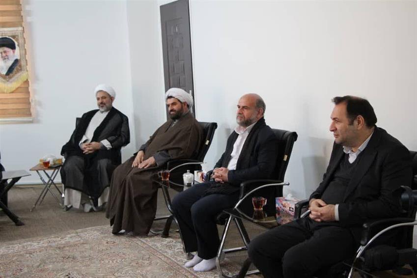 برگزاری نشست هماهنگی نهادهای فرهنگی و اجرایی شهر باغستان برای ضبط و پخش مسابقه قرآنی «بهشت»