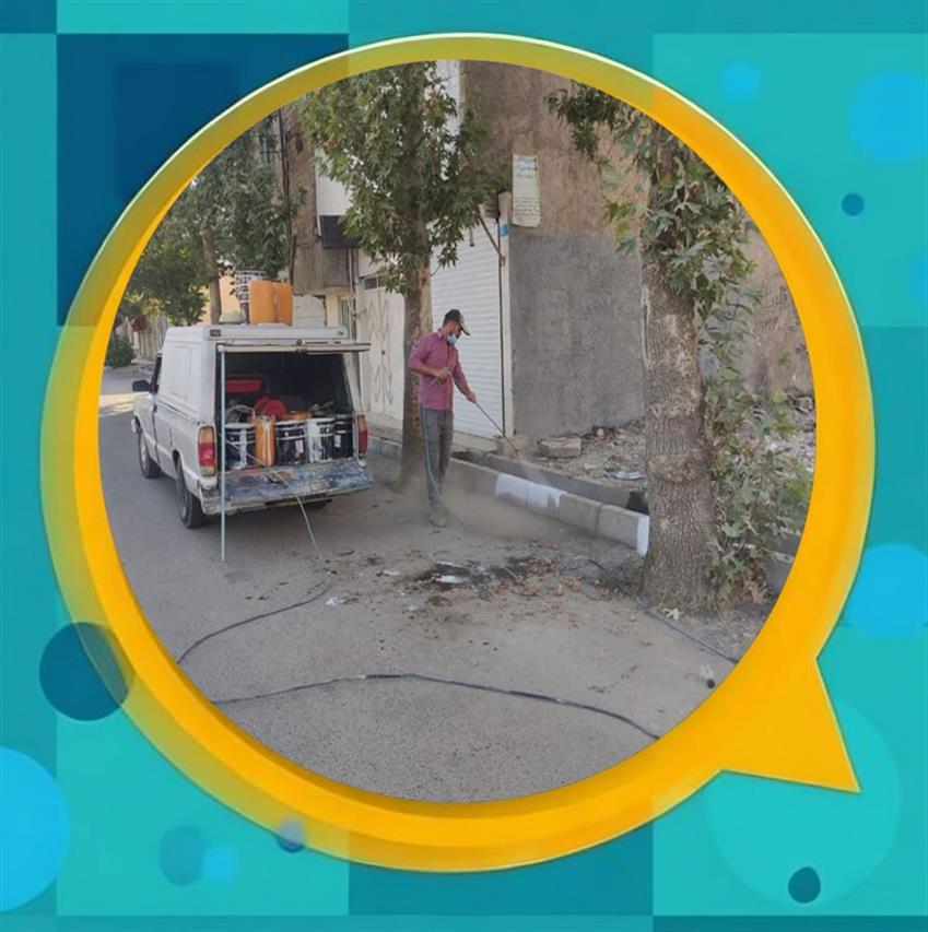 تحقق یكی دیگر از مصوبات بازدیدهای محله‌ای؛ رنگ‌آمیزی جداول خیابان لاله ۱۴ اصلی خادم‌آباد